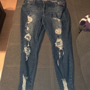 Distressed Skinny Jeans